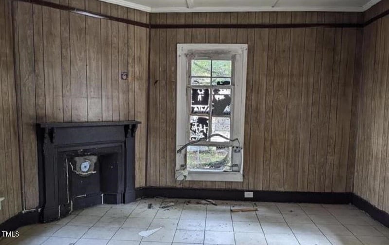 307 Elba , Wilson, NC 27893