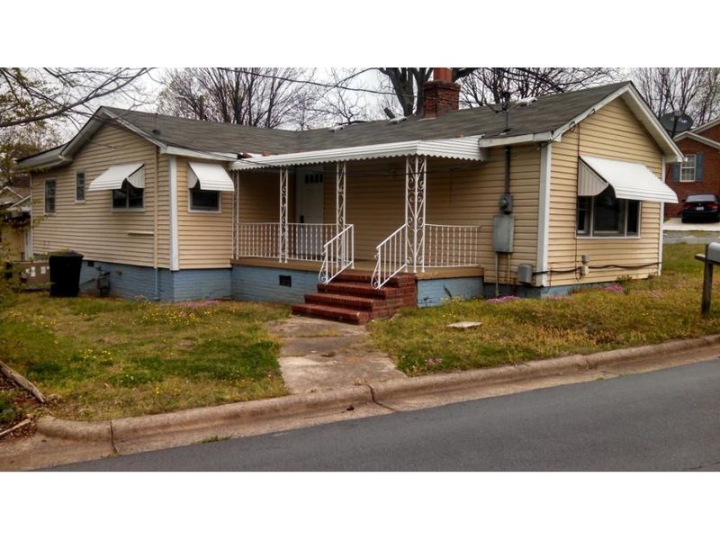 307 Flushing St, Burlington, NC 27215