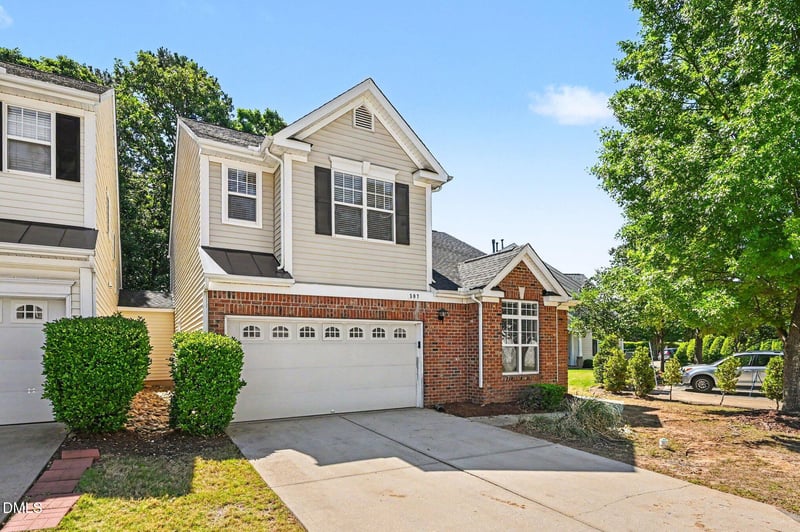 307 Founders Walk Dr, Morrisville, NC 27560