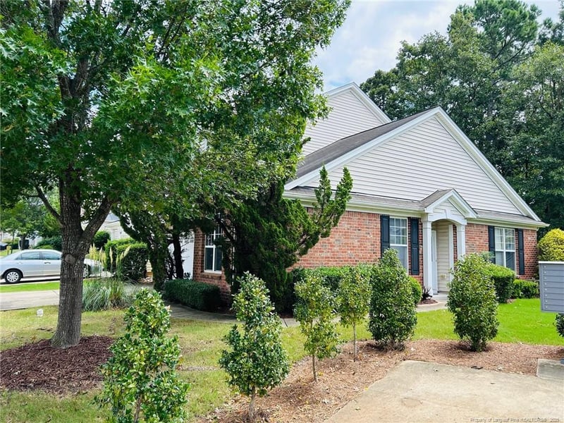 307 Founders Walk Dr, Morrisville, NC 27560