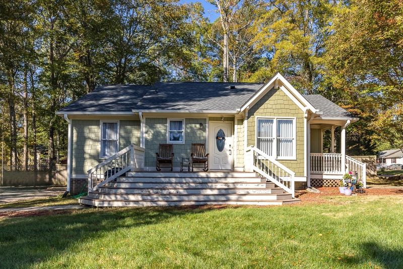 307 Glaive Dr, Durham, NC 27703