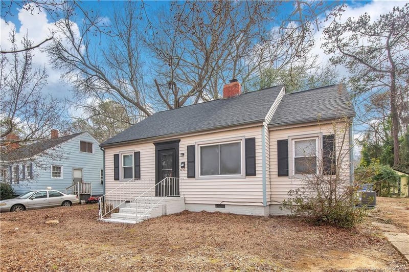 307 Hawthorne Rd, Fayetteville, NC 28301