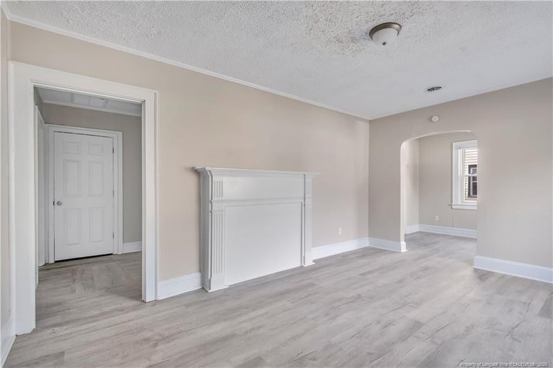 307 Hawthorne Rd, Fayetteville, NC 28301