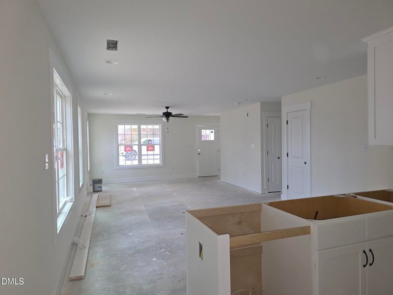 307 Holmes St, Benson, NC 27504