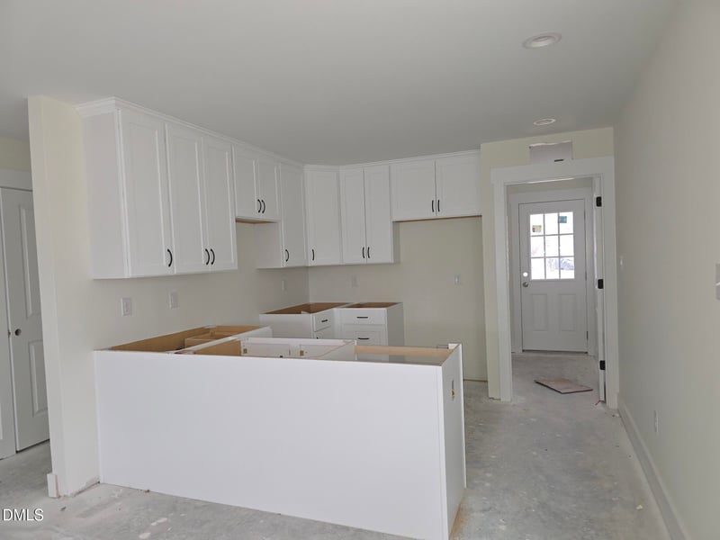 307 Holmes St, Benson, NC 27504