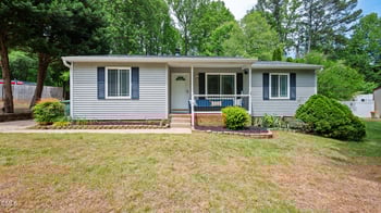 307 Indigo Dr, Cary, NC 27513