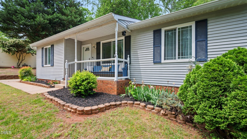 307 Indigo Dr, Cary, NC 27513