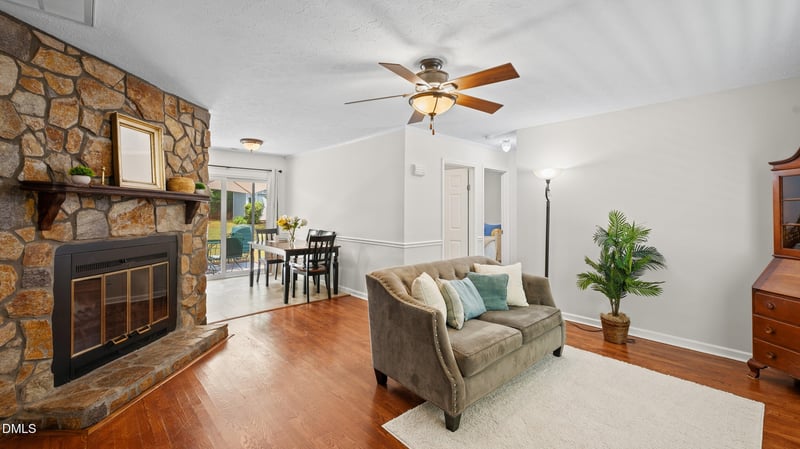 307 Indigo Dr, Cary, NC 27513
