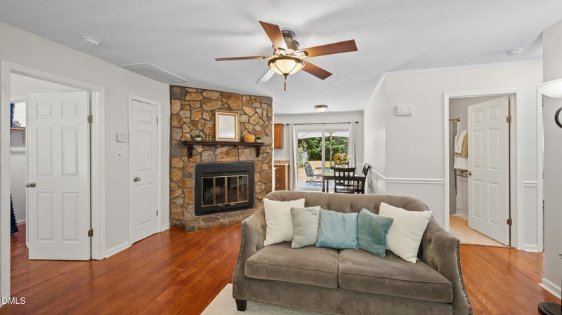 307 Indigo Dr, Cary, NC 27513