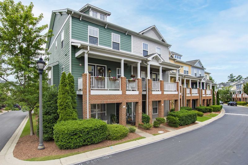 307 Kinellan Ln, Cary, NC 27519