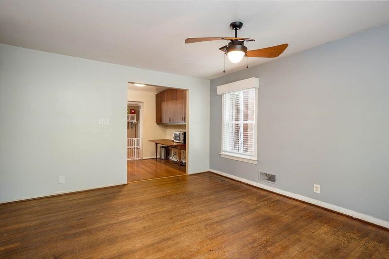 307 S King Charles Rd, Raleigh, NC 27610