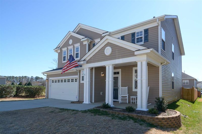 307 Larktree Ln, Fuquay Varina, NC 27526