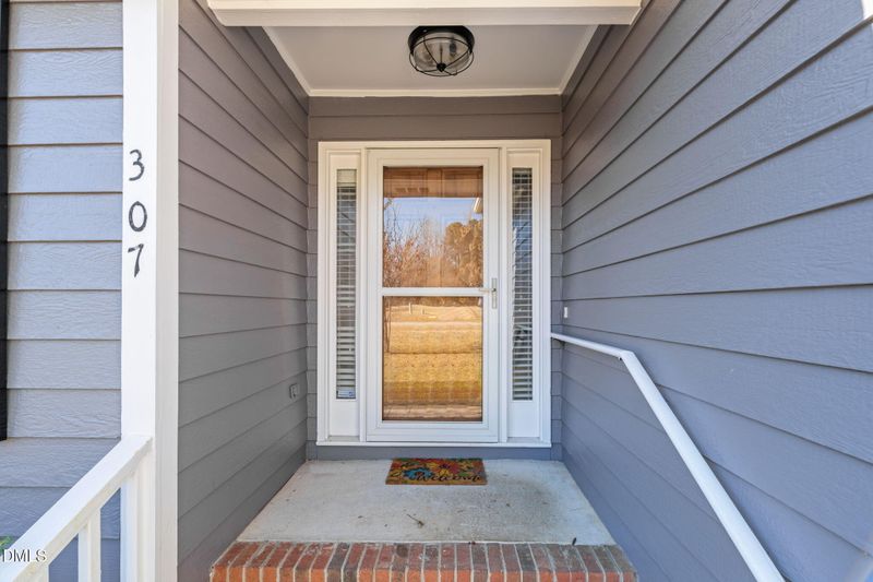 307 Laurel Ridge Dr, Clayton, NC 27520