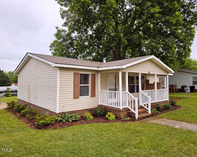 307 N Logan St, Burlington, NC 27217