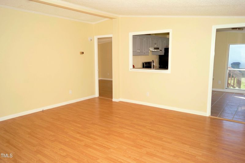 307 N Logan St, Burlington, NC 27217