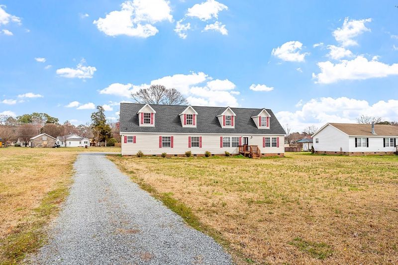 307 Lucas Rd, Dunn, NC 28332
