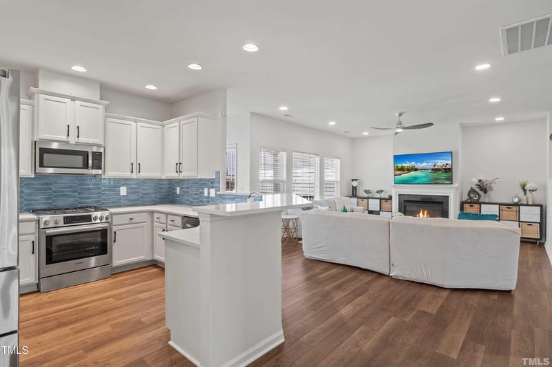 307 Minton Valley Ln, Cary, NC 27519
