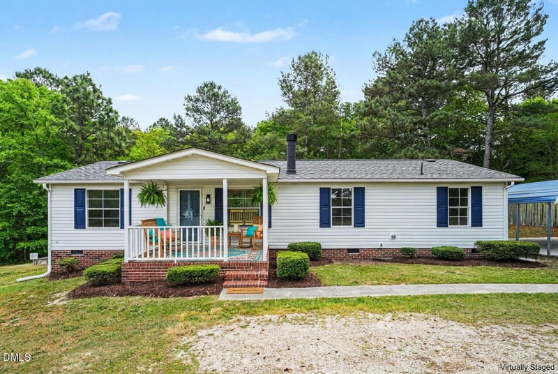 307 Nicole Dr, Sanford, NC 27332