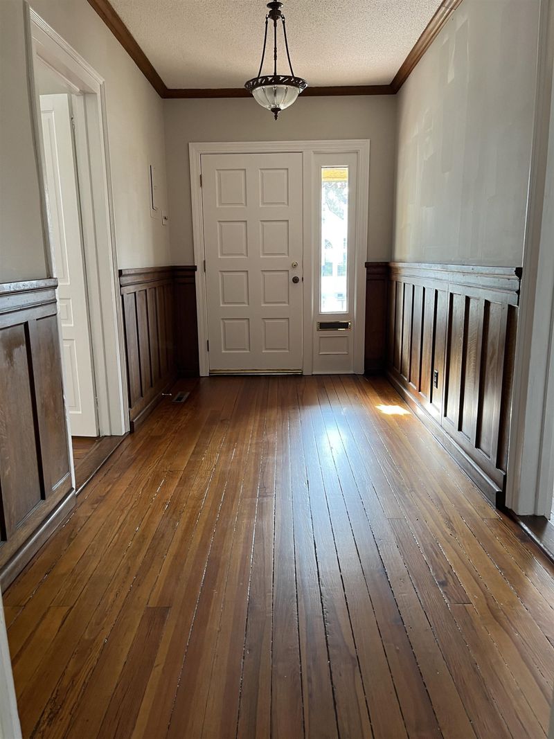 307 E Parrish Dr, Benson, NC 27504