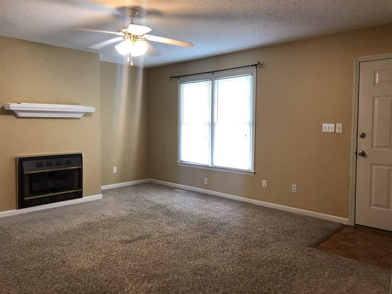 307 Poole Dr, Selma, NC 27576