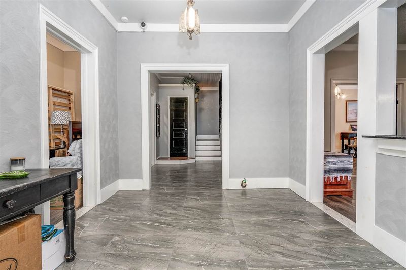307 W Richardson St, Selma, NC 27657