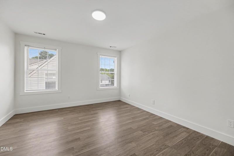 307 Ridge Lake Dr, Apex, NC 27539