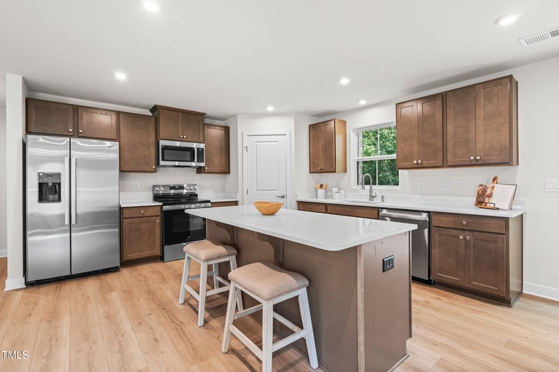 307 Rothbury Ct, Sanford, NC 27330