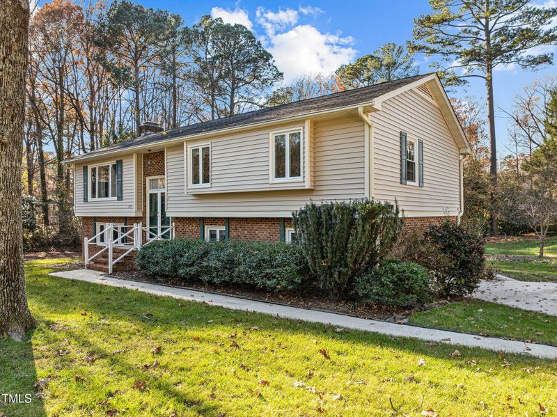 307 Rustic Ridge Rd, Cary, NC 27511