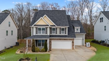 307 Sugarberry Ln, Clayton, NC 27527