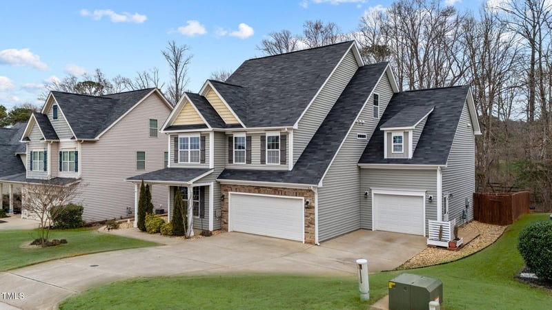 307 Sugarberry Ln, Clayton, NC 27527