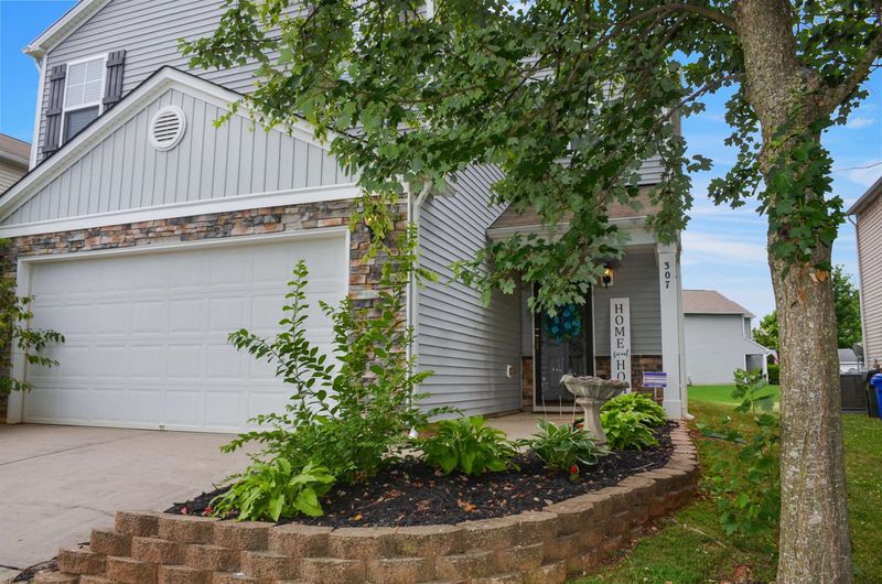 307 Sutton Pl, Mebane, NC 27302