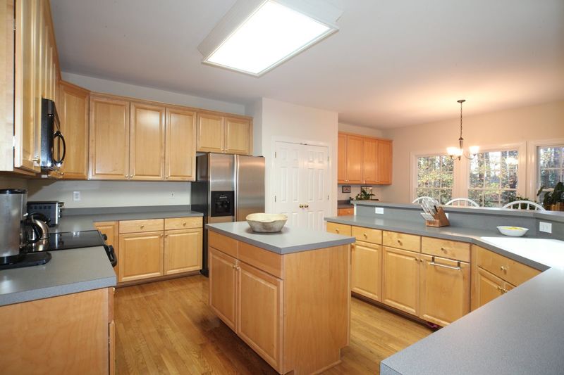 307 Wedgemere St, Cary, NC 27519