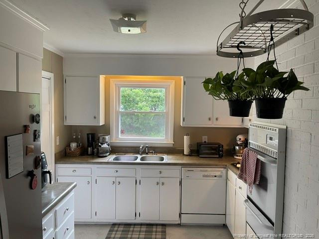 307 Whitney Dr, Fayetteville, NC 28314