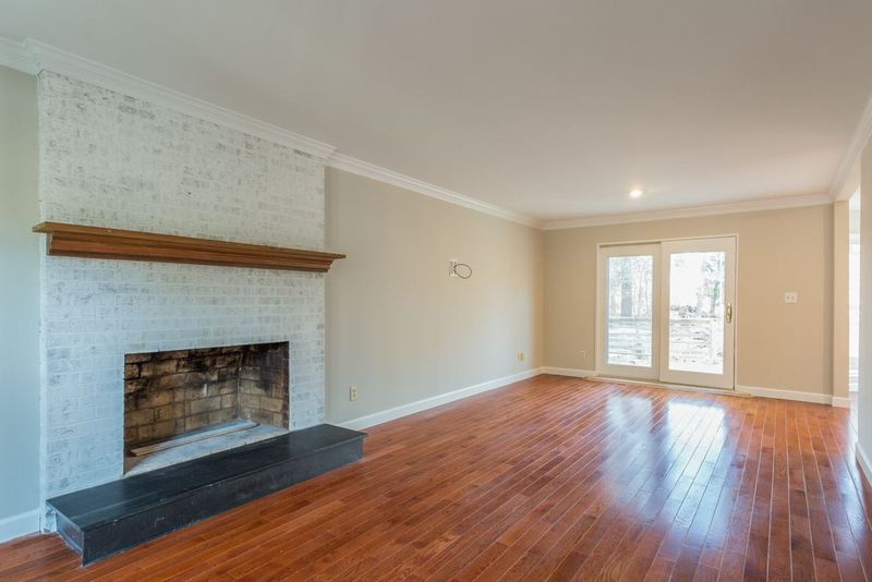 307 Winterberry Ridge Dr, Durham, NC 27713