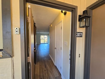 3071 Huntleigh Dr, Raleigh, NC 27604