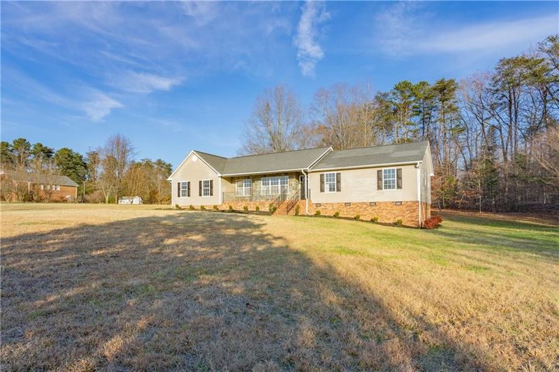 3071 Mansfield Rd, Burlington, NC 27217
