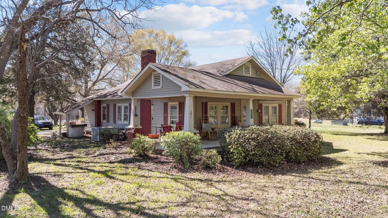 3077 Christian Light Rd, Fuquay Varina, NC 27526