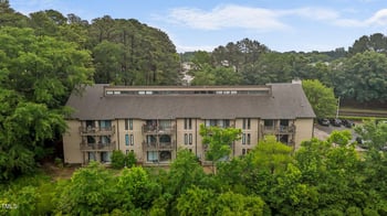 3077 Huntleigh Dr, Raleigh, NC 27604