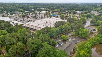 3077 Huntleigh Dr, Raleigh, NC 27604