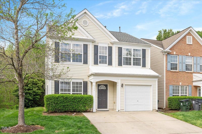 308 Apricot Cir, Morrisville, NC 27560