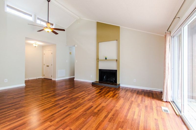 308 Ashebrook Dr, Raleigh, NC 27609