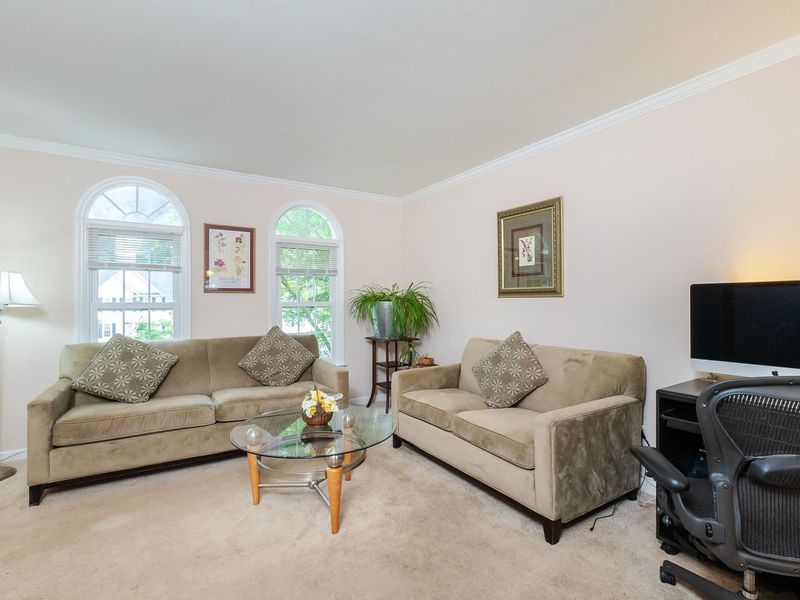 308 Autumngate Dr, Cary, NC 27518