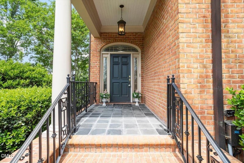 308 Barbee Chapel Rd, Chapel Hill, NC 27517