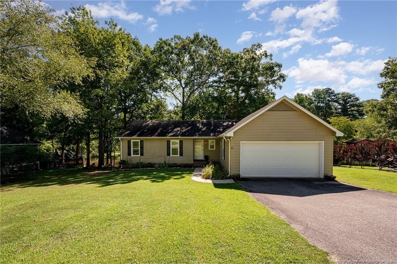 308 Brookfield Cir, Sanford, NC 27330