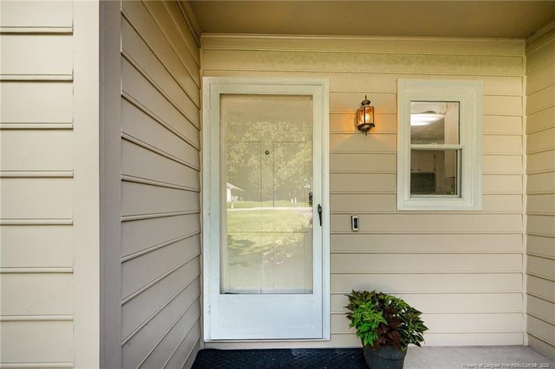 308 Brookfield Cir, Sanford, NC 27330