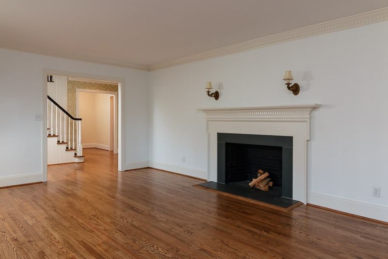 308 Buncombe St, Raleigh, NC 27609