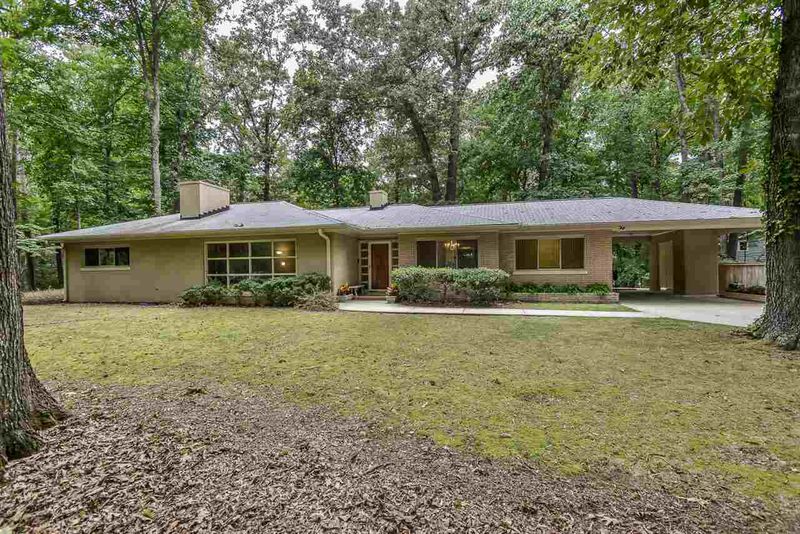 308 Burlage Cir, Chapel Hill, NC 27514