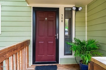 308 Cedarwood Ln, Carrboro, NC 27510