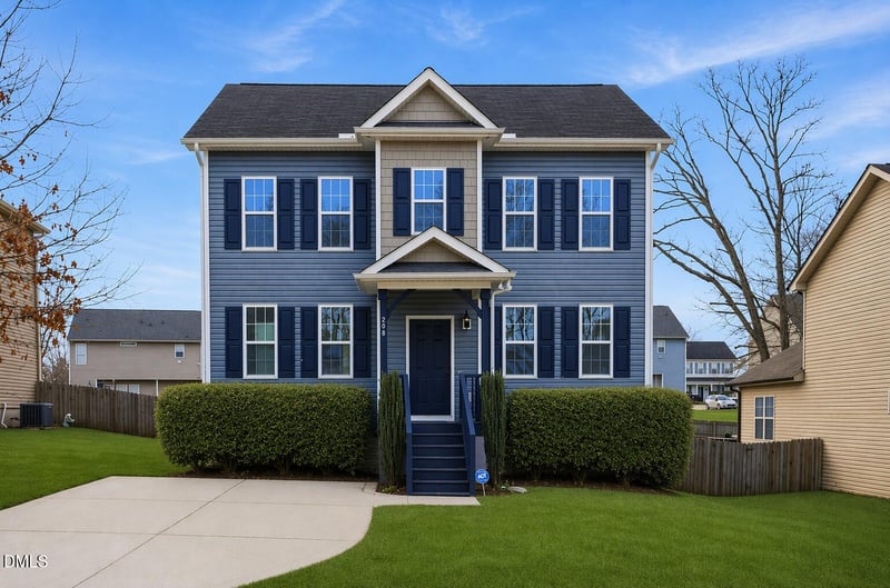 308 Chamberlain Dr, Clayton, NC 27527