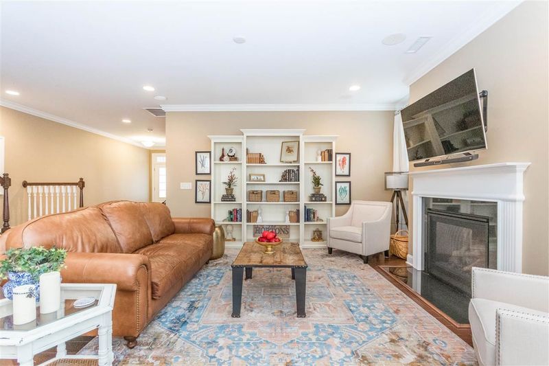 308 Copperfield Ct, Cary, NC 27513